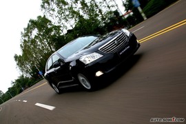 2009款一汽丰田新皇冠