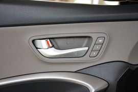 2013款现代格锐3.0L