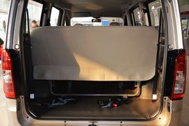 2015款五菱宏光V