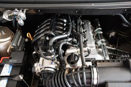 2015款五菱宏光V