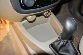 2015款五菱宏光V