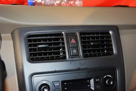 2015款五菱宏光V