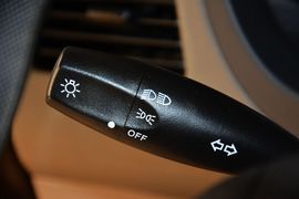 2015款五菱宏光V