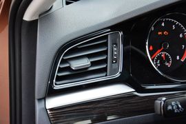 2015款大众凌渡330TSI