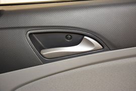 2014款现代瑞纳三厢1.4L自动智能型GLS