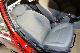 2014款现代瑞纳三厢1.4L自动智能型GLS