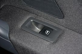 2015款大众途安1.4T手动舒适版5座
