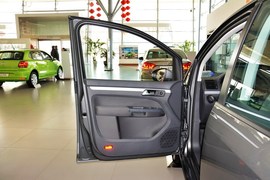 2015款大众途安1.4T手动舒适版5座