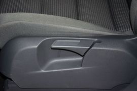2015款大众途安1.4T手动舒适版5座