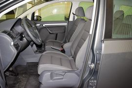 2015款大众途安1.4T手动舒适版5座