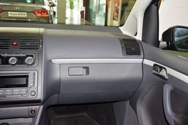 2015款大众途安1.4T手动舒适版5座
