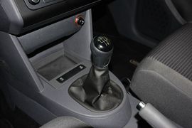 2015款大众途安1.4T手动舒适版5座