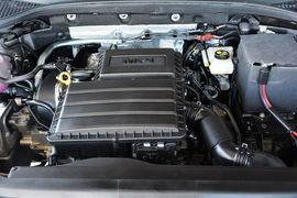 2015款斯柯达明锐1.6L手动逸致版
