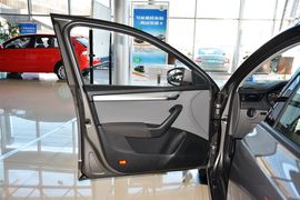 2015款斯柯达明锐1.6L手动逸致版