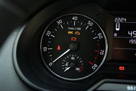 2015款斯柯达明锐1.6L手动逸致版