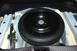 2015款丰田皇冠2.5L尊享版