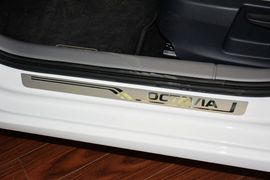 2015款斯柯达明锐1.6L自动逸俊版