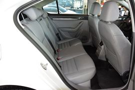 2015款斯柯达明锐1.6L自动逸俊版