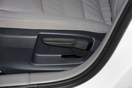 2015款斯柯达明锐1.6L自动逸俊版