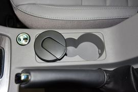 2015款斯柯达明锐1.6L自动逸俊版