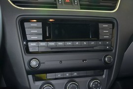 2015款斯柯达明锐1.6L自动逸俊版