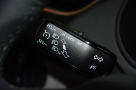 2015款斯柯达明锐1.6L自动逸俊版