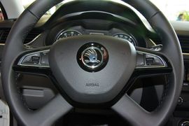 2015款斯柯达明锐1.6L自动逸俊版