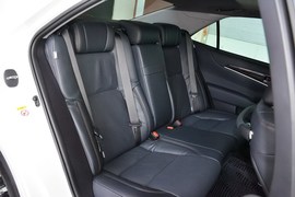 2015款丰田皇冠2.5L尊享版