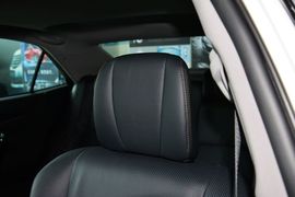 2015款丰田皇冠2.5L尊享版