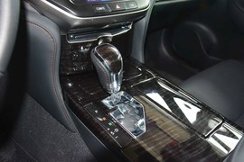2015款丰田皇冠2.5L尊享版