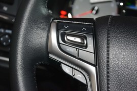 2015款丰田皇冠2.5L尊享版