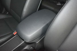 2015款现代朗动1.6L自动尊贵型