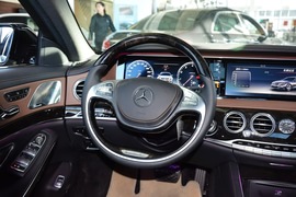 2015款梅赛德斯迈巴赫S400