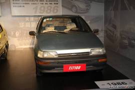2010款一汽夏利N5上市实拍