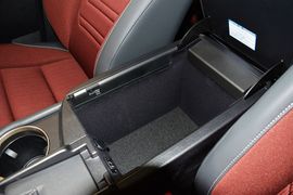 2015款雷克萨斯NX200