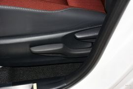 2015款雷克萨斯NX200