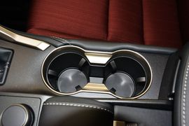 2015款雷克萨斯NX200