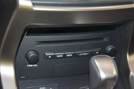 2015款雷克萨斯NX200