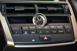 2015款雷克萨斯NX200