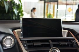 2015款雷克萨斯NX200