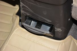 2011款现代悦动1.6L自动豪华型