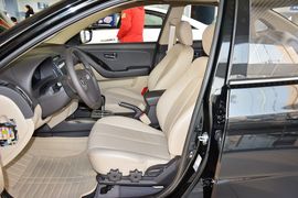 2011款现代悦动1.6L自动豪华型