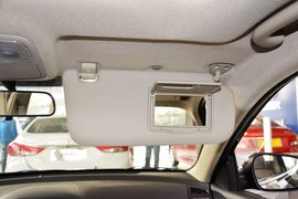 2011款现代悦动1.6L自动豪华型