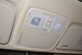 2011款现代悦动1.6L自动豪华型
