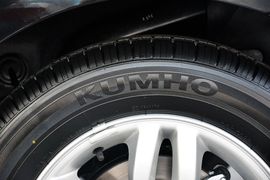 2011款现代悦动1.6L自动豪华型