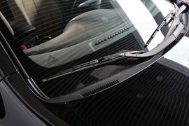 2011款现代悦动1.6L自动豪华型