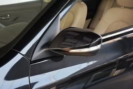 2011款现代悦动1.6L自动豪华型