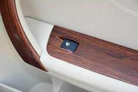 2015款传祺GA5增程式尊享版