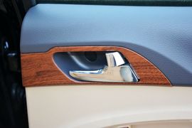 2015款传祺GA5增程式尊享版