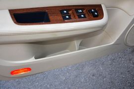 2015款传祺GA5增程式尊享版